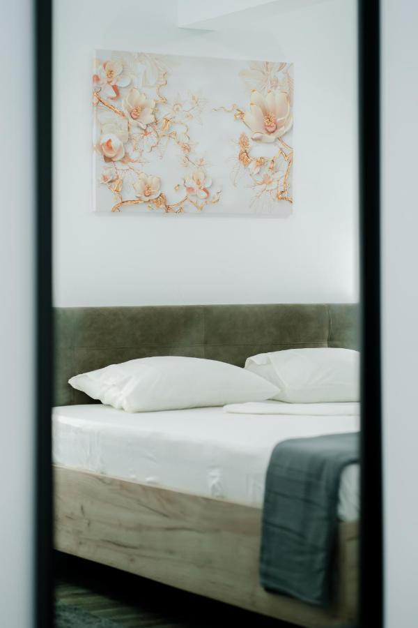 Mavie Apartment Boutique Bucarest Exterior foto